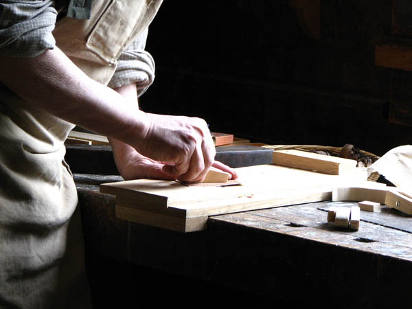El <strong>compromiso y la confianza</strong>, en  cada servicio que prestamos, son los principales objetivos de nuestra  empresa de <strong>carpintería en Sant Quirze Safaja</strong>.